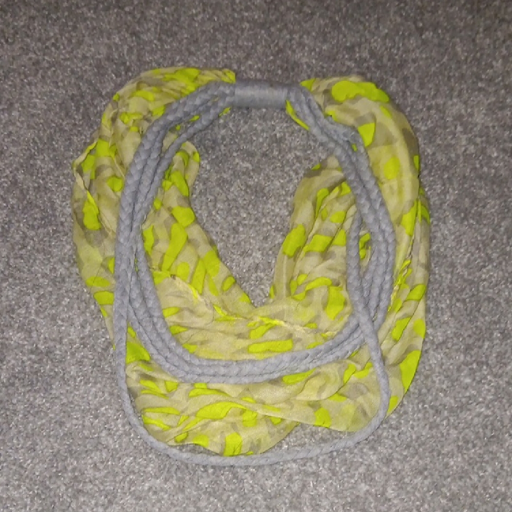 Stylish Gray and Yellow Scarf